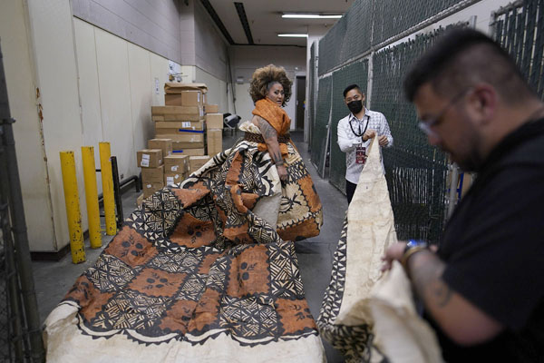 Long Heritage of Native Hawaiian gender-fluidity showcased in Las Vegas